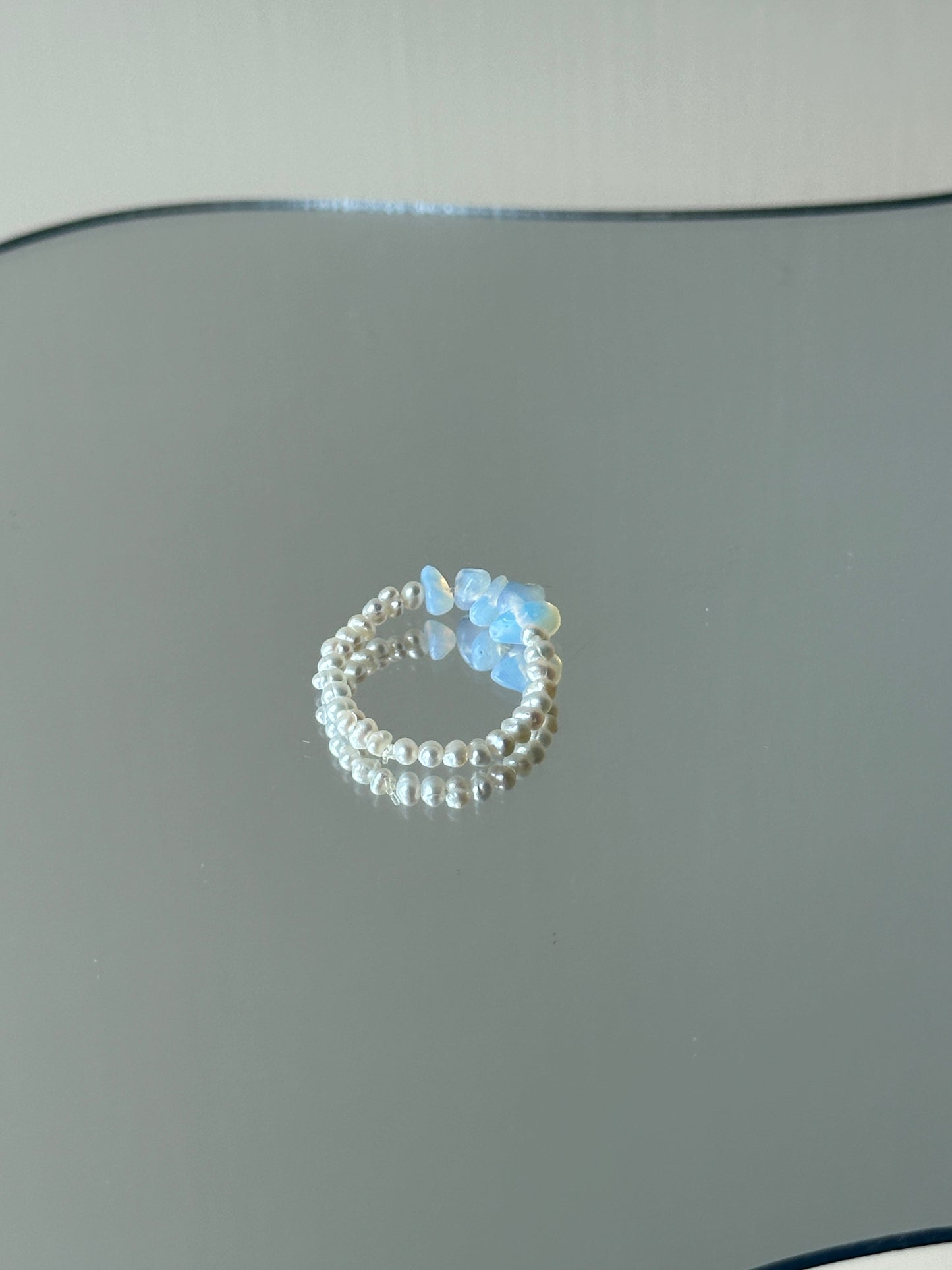 彩虹蛋白石星光戒指