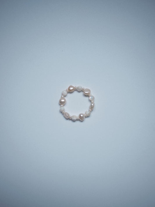 Peridot Heart Chakra Blooming Ring